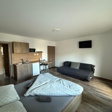 Apartman Tereza Velky Meder Ngoại thất bức ảnh
