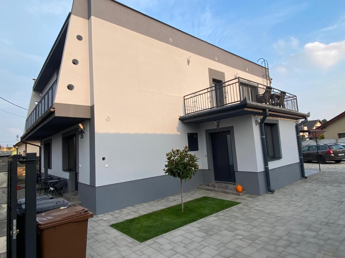 Apartman Tereza Velky Meder Ngoại thất bức ảnh